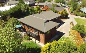 54 Conical Hill Road